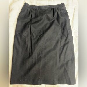 VTG Pendleton Pure Virgin Wool Black Skirt Classic Tailored USA Size 12